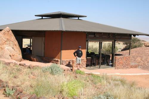 NamiBia Booking.com